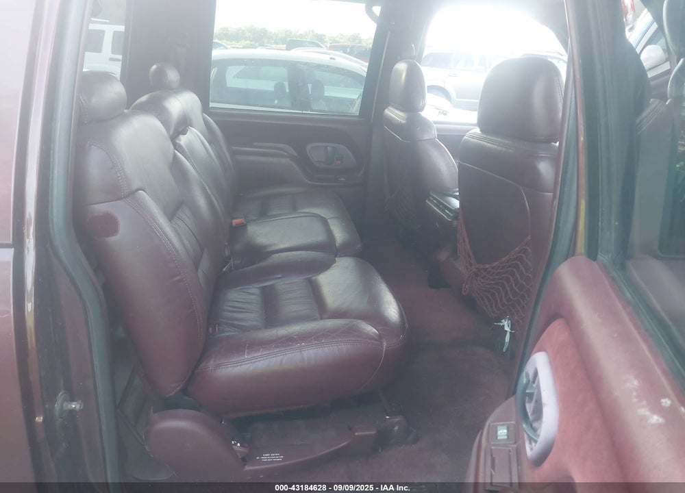 1997 GMC SUBURBAN 2500 VIN: 3GKGK26JXVG521867