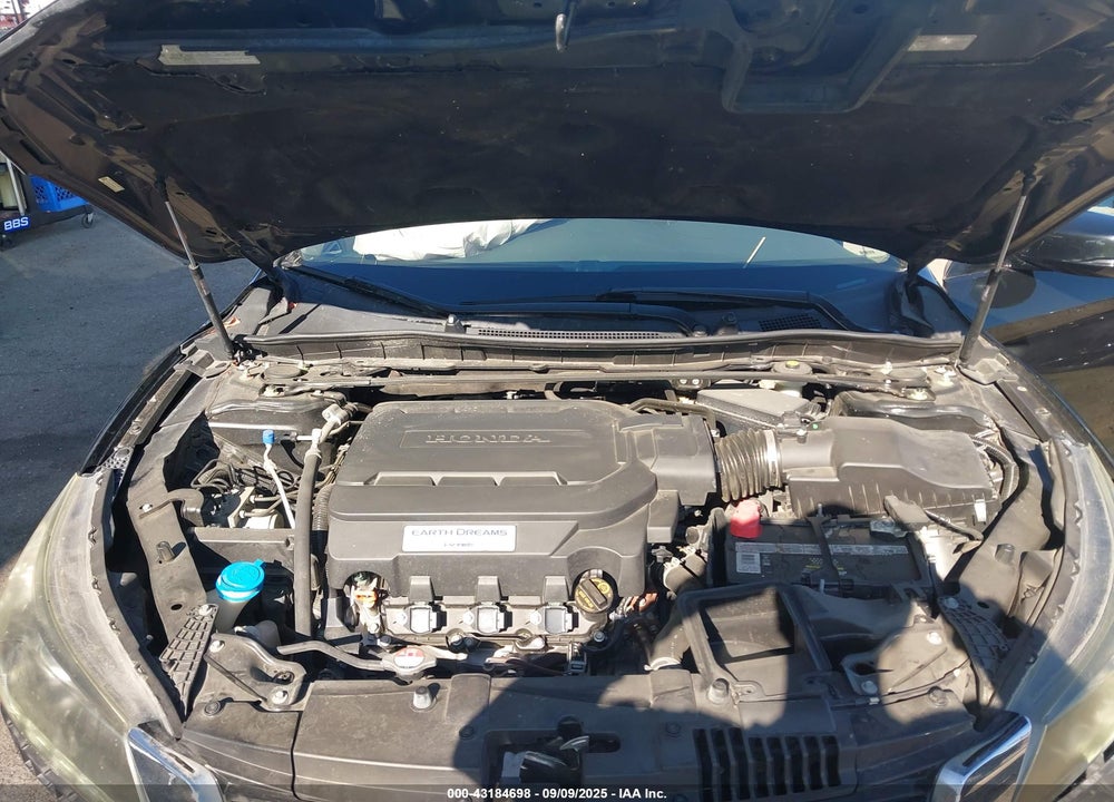 2014 HONDA ACCORD VIN: 1HGCR3F87EA004034