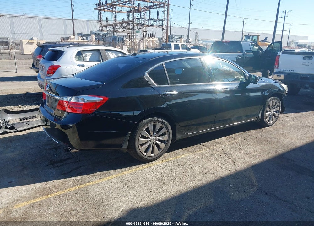 2014 HONDA ACCORD VIN: 1HGCR3F87EA004034