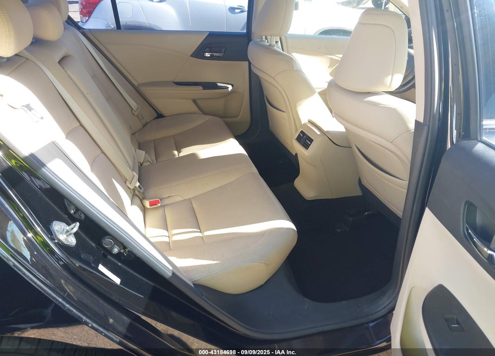 2014 HONDA ACCORD VIN: 1HGCR3F87EA004034