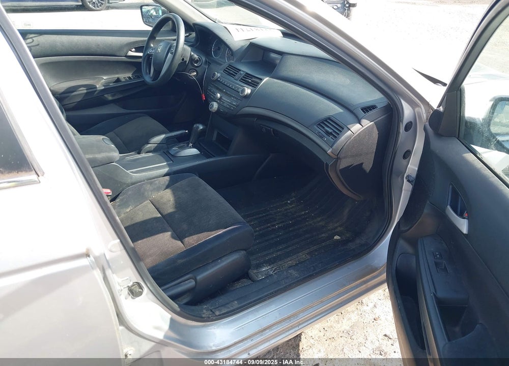 2009 HONDA ACCORD VIN: 1HGCP26369A167669