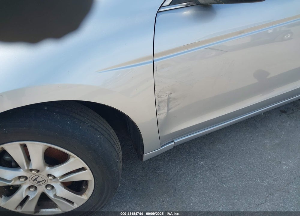 2009 HONDA ACCORD VIN: 1HGCP26369A167669