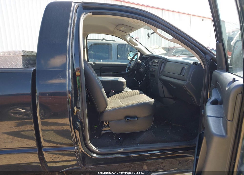 2005 DODGE RAM 1500 ST VIN: 1D7HA16K55J646382