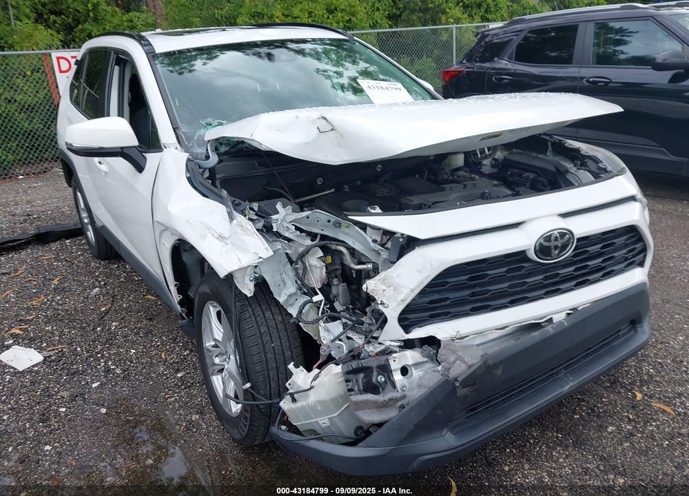2019 TOYOTA RAV4 VIN: 2T3W1RFV5KW019866