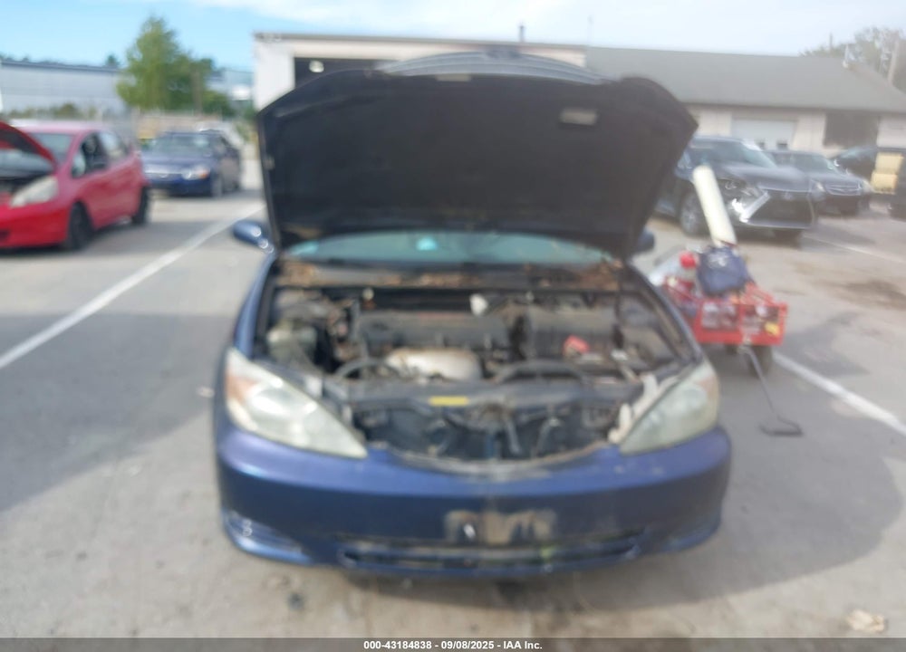 2002 TOYOTA CAMRY LE VIN: 4T1BE32KX2U557922