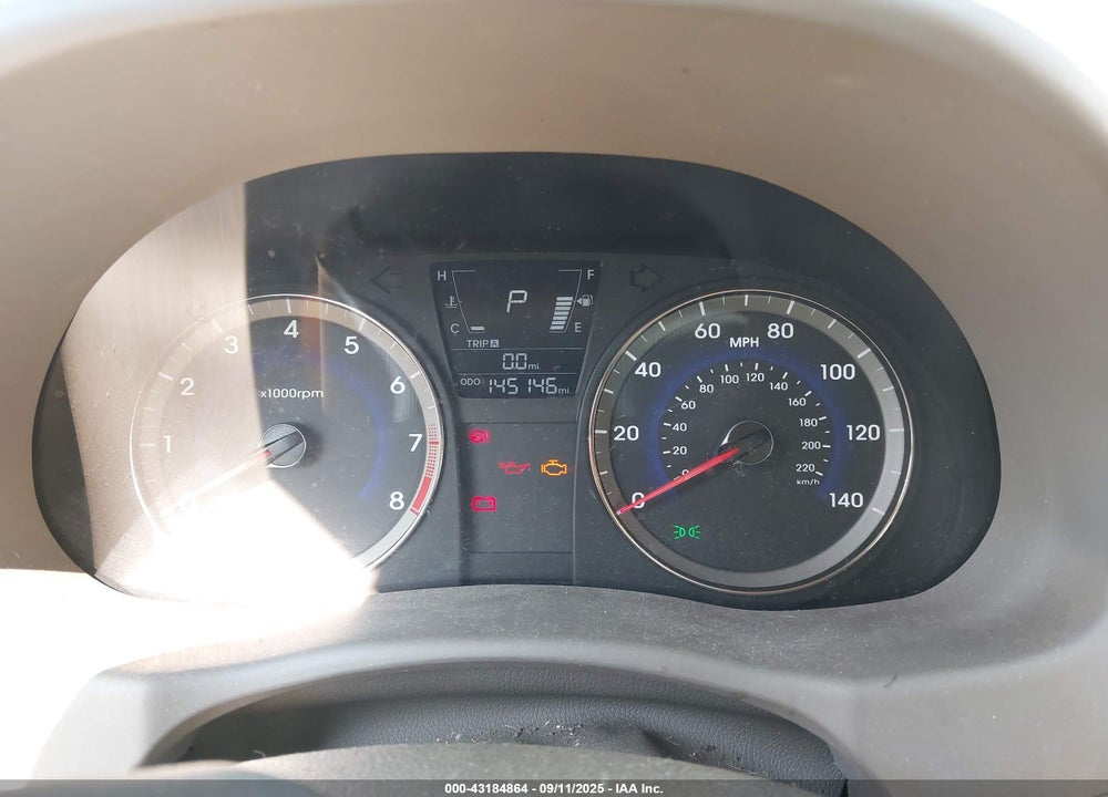2014 HYUNDAI ACCENT VIN: KMHCT4AEXEU732802