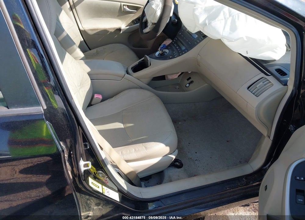 2011 TOYOTA PRIUS VIN: JTDKN3DU4B5352898