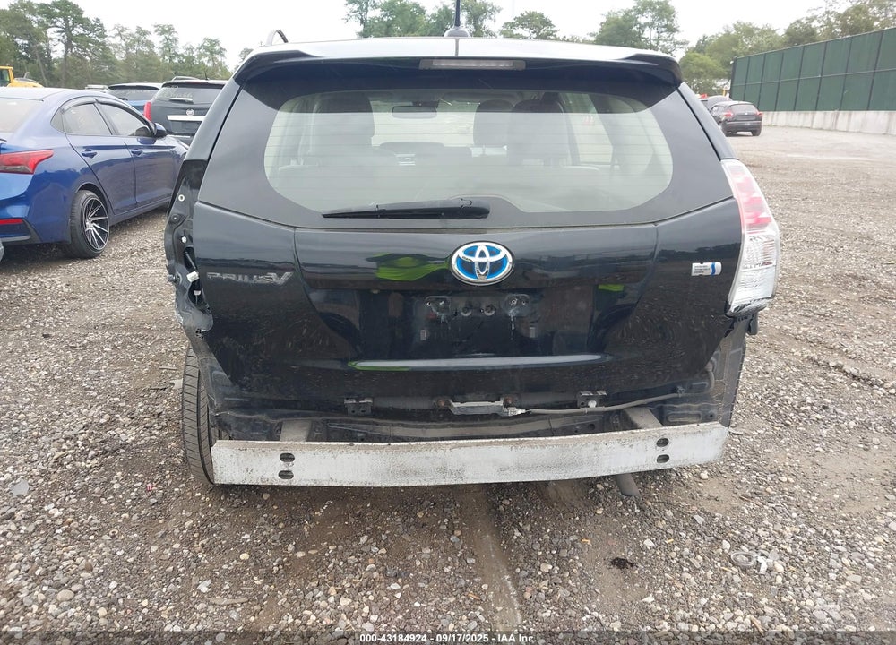 2016 TOYOTA PRIUS V VIN: JTDZN3EU5GJ048068