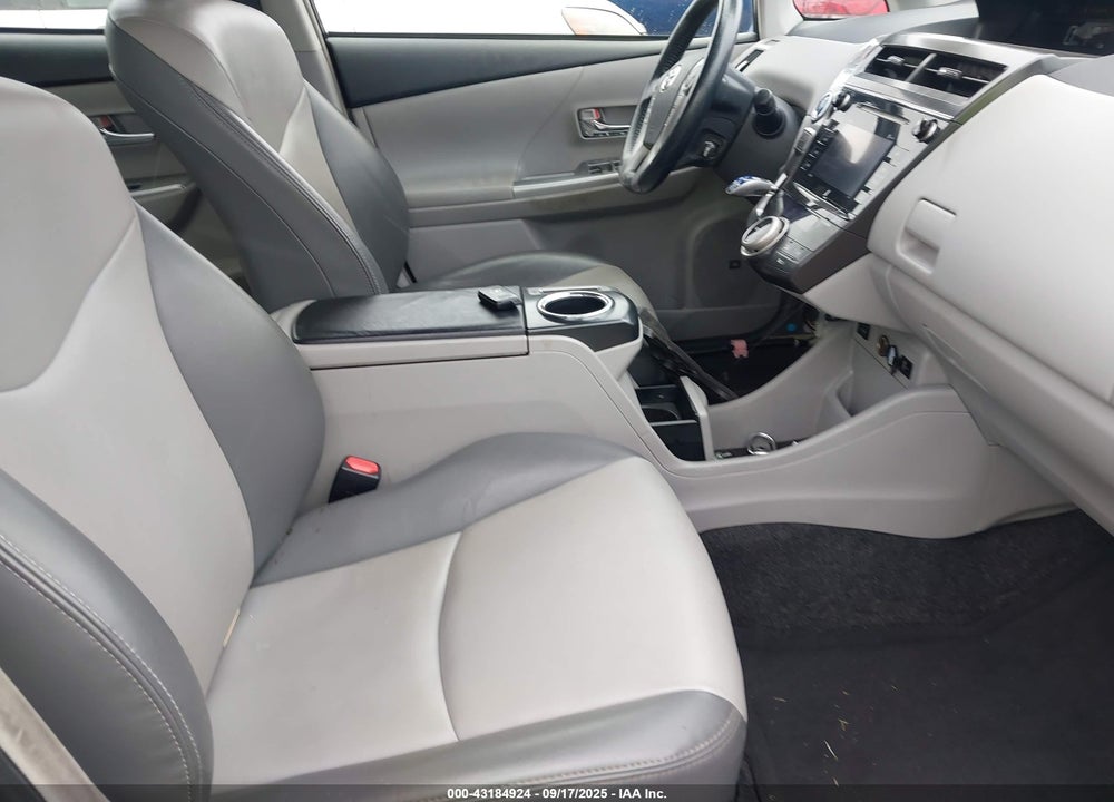 2016 TOYOTA PRIUS V VIN: JTDZN3EU5GJ048068