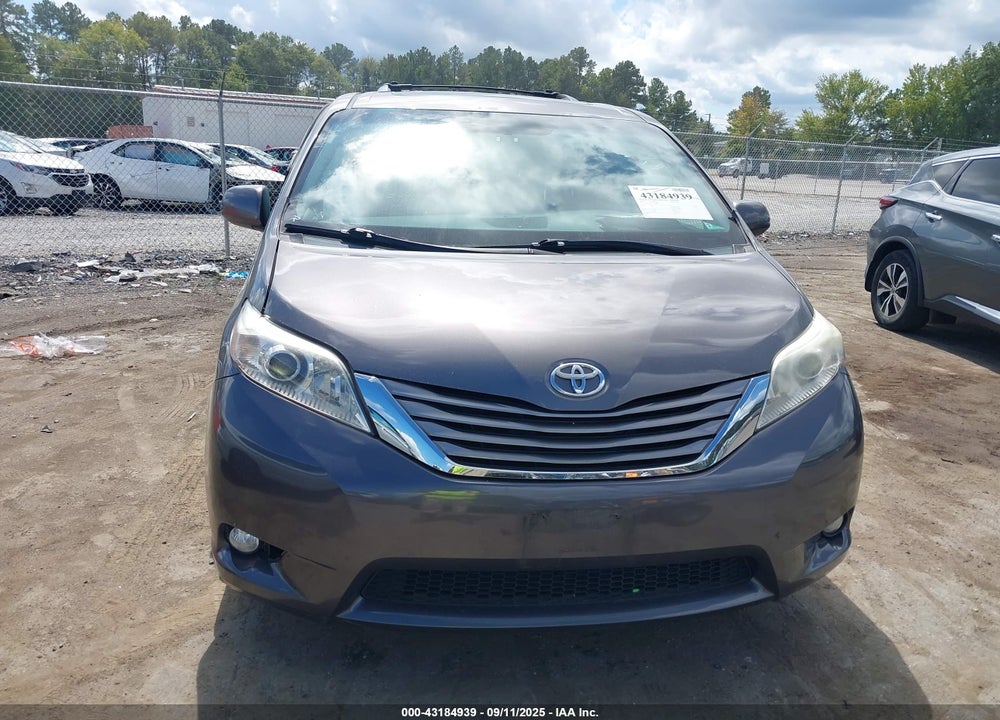2015 TOYOTA SIENNA XLE 8 PASSENGER VIN: 5TDYK3DC1FS540806