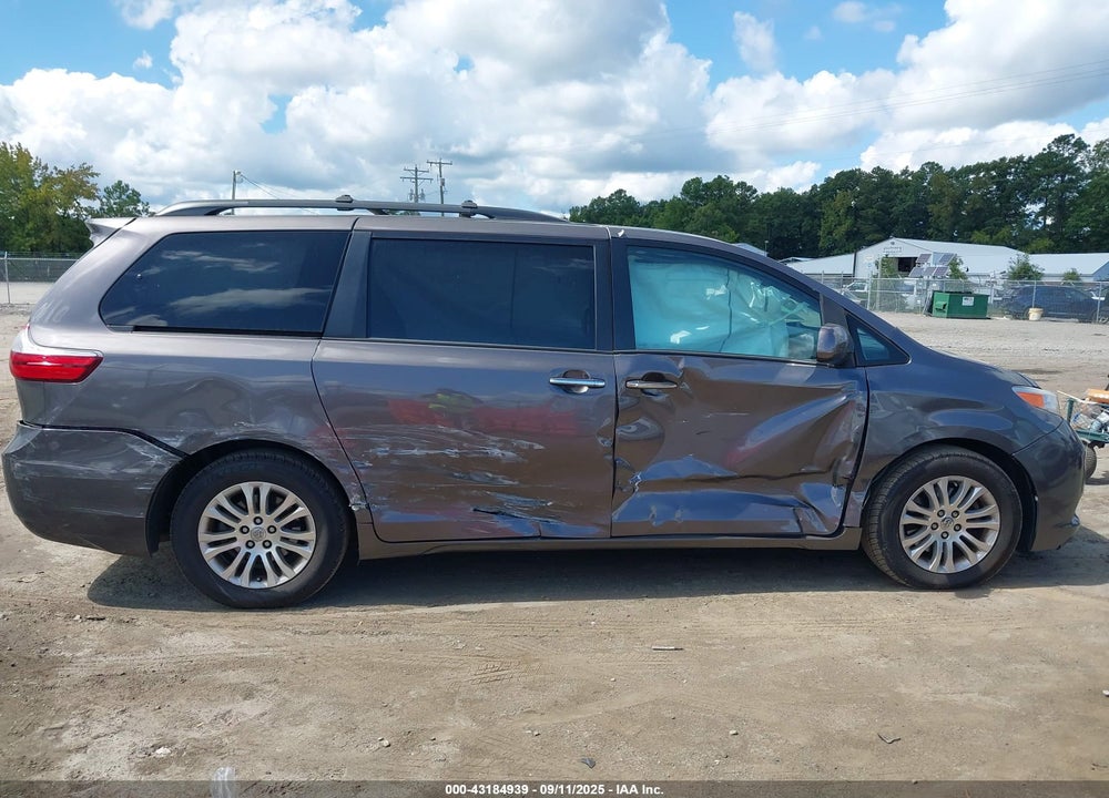 2015 TOYOTA SIENNA XLE 8 PASSENGER VIN: 5TDYK3DC1FS540806