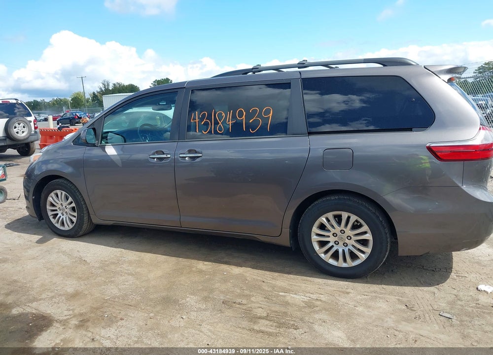 2015 TOYOTA SIENNA XLE 8 PASSENGER VIN: 5TDYK3DC1FS540806