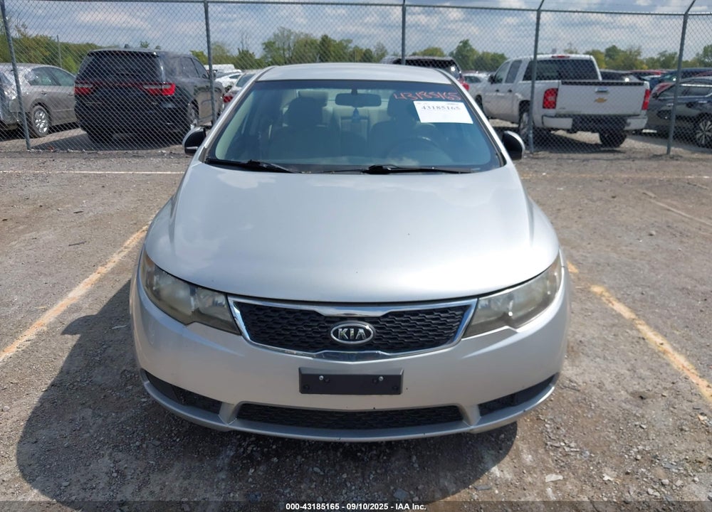 2013 KIA FORTE VIN: KNAFU4A22D5682665