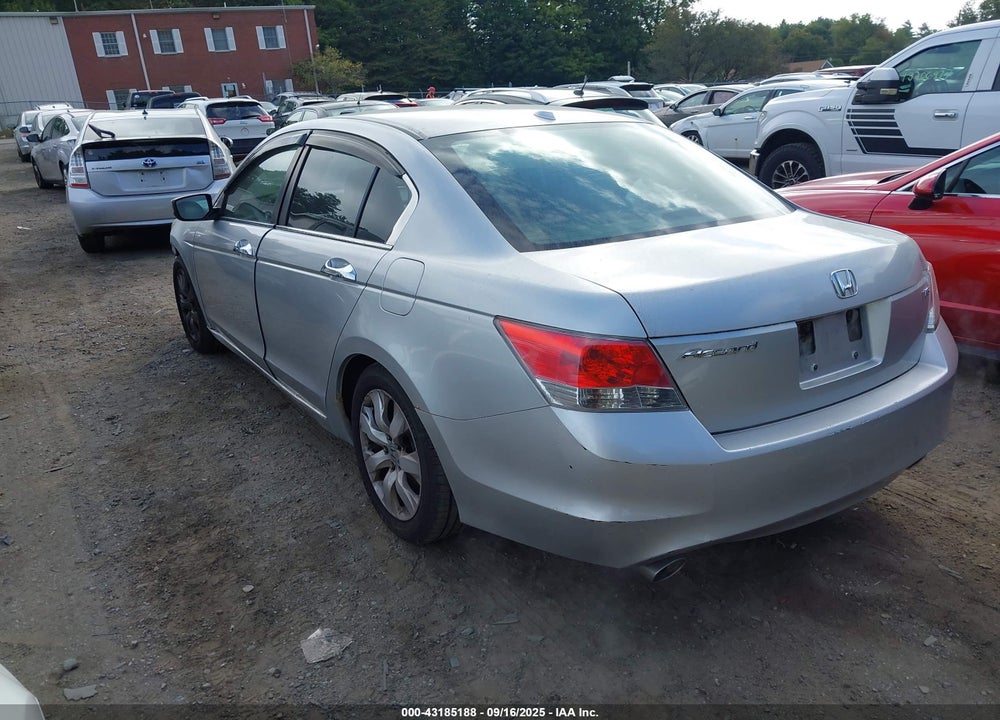 2010 HONDA ACCORD VIN: 1HGCP3F88AA000431