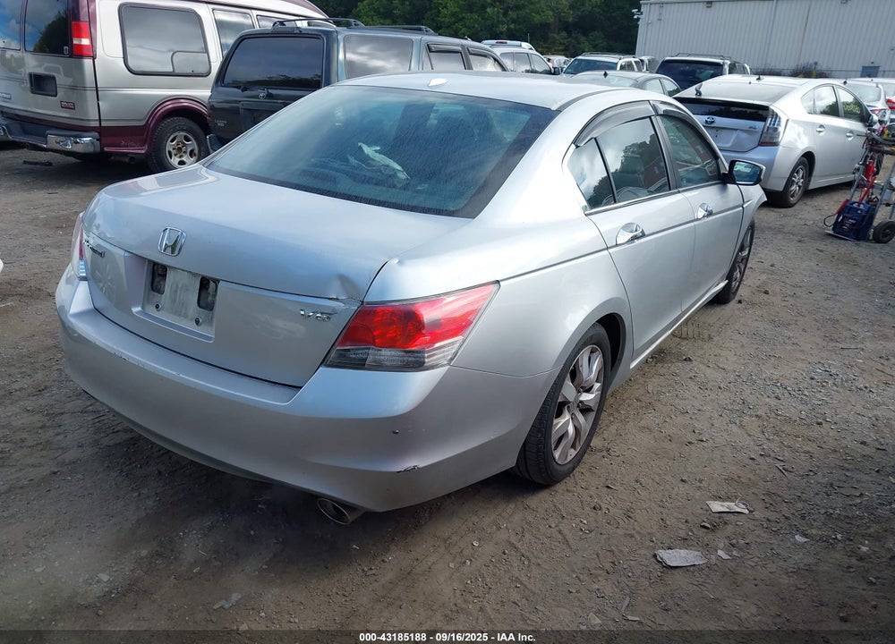 2010 HONDA ACCORD VIN: 1HGCP3F88AA000431