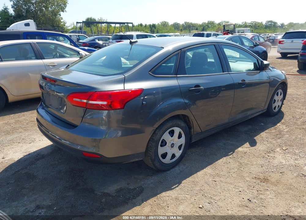2017 FORD FOCUS VIN: 1FADP3E20HL263002