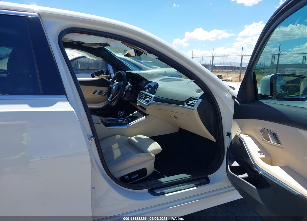 2022 BMW 3 SERIES 330E VIN: 3MW5P7J09N8C42482
