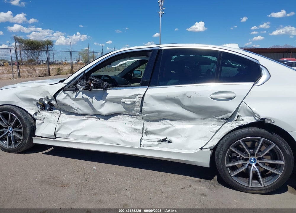 2022 BMW 3 SERIES 330E VIN: 3MW5P7J09N8C42482