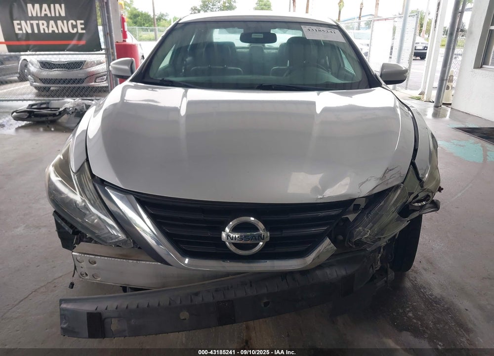 2017 NISSAN ALTIMA VIN: 1N4BL3AP8HC208866
