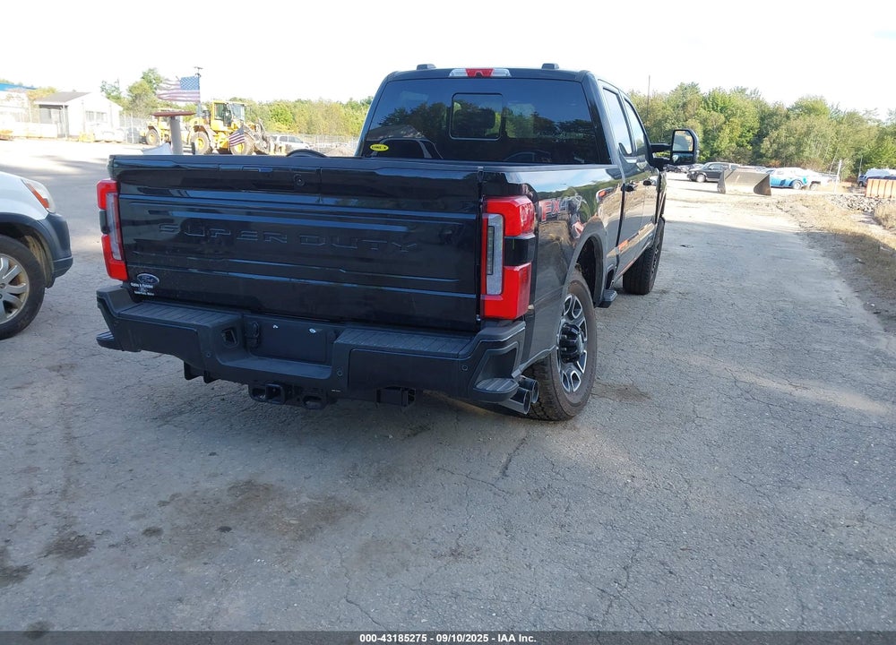 2025 FORD F-350 PLATINUM VIN: 1FT8W3BT5SED87712
