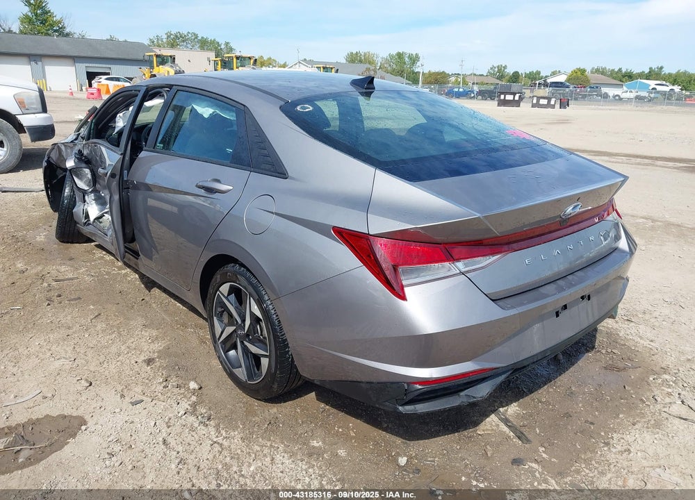 2023 HYUNDAI ELANTRA VIN: KMHLS4AG4PU579888