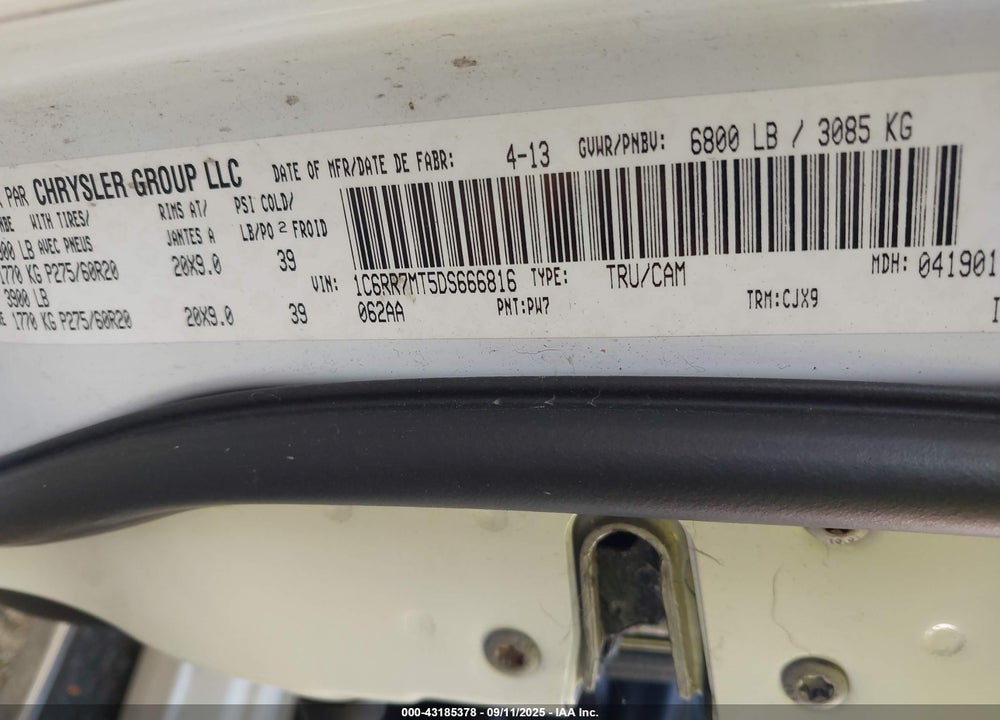 2013 RAM 1500 VIN: 1C6RR7MT5DS666816