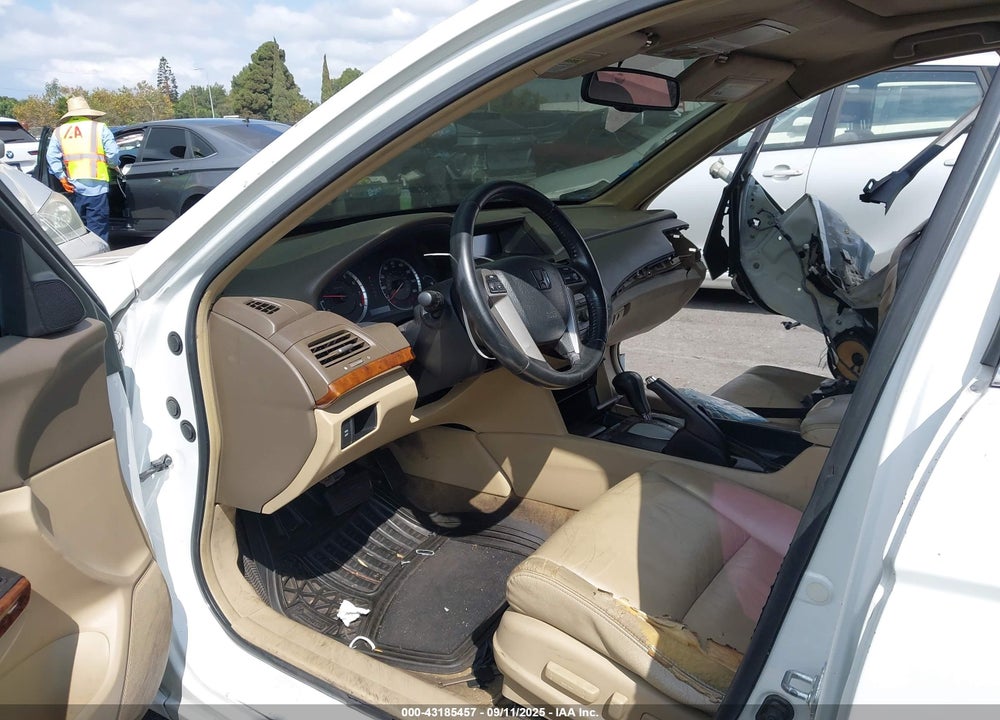 2008 HONDA ACCORD 2.4 EX-L VIN: 1HGCP26828A132542
