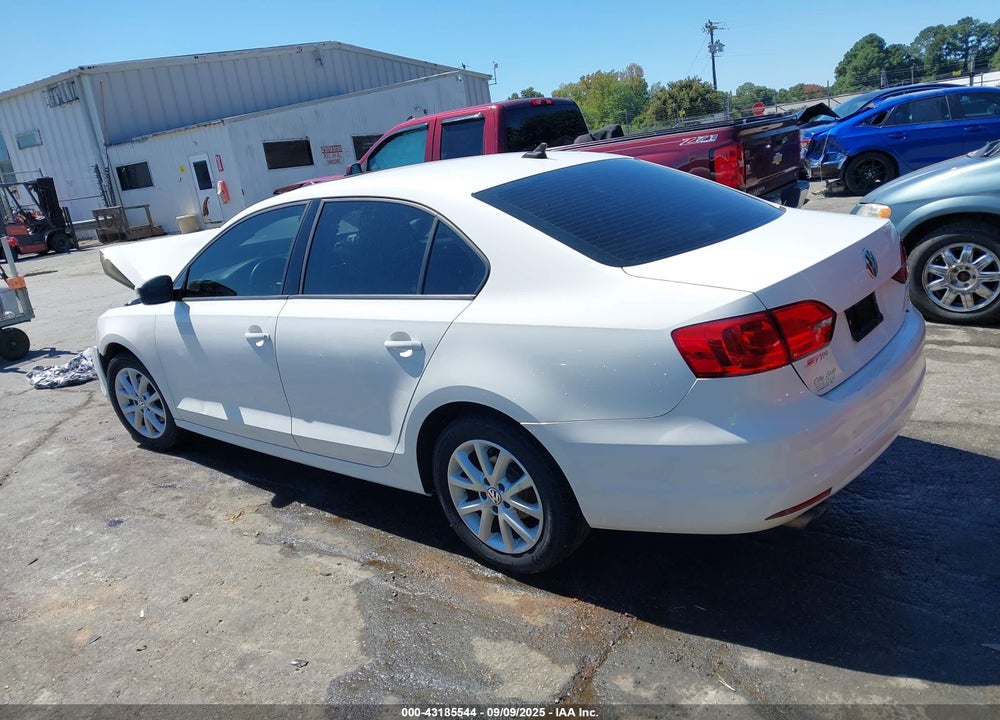 2012 VOLKSWAGEN JETTA 2.5L SE VIN: 3VWDP7AJ4CM418511