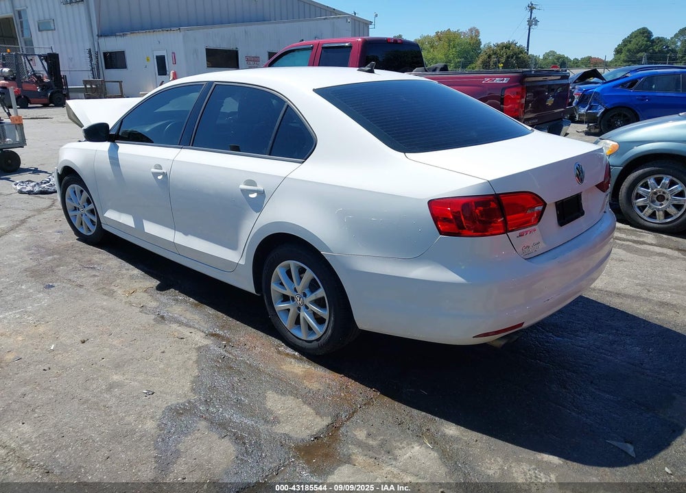 2012 VOLKSWAGEN JETTA 2.5L SE VIN: 3VWDP7AJ4CM418511