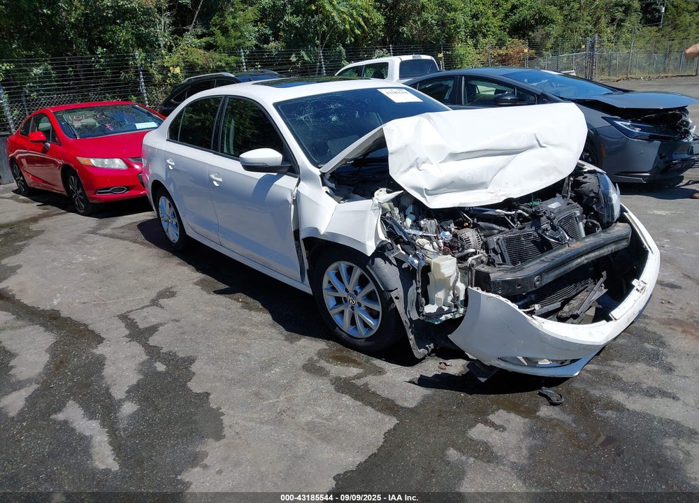 2012 VOLKSWAGEN JETTA 2.5L SE VIN: 3VWDP7AJ4CM418511