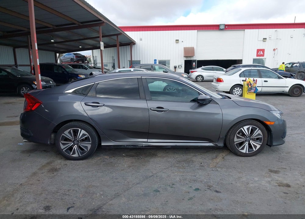 2018 HONDA CIVIC VIN: JHMFC1F7XJX016399