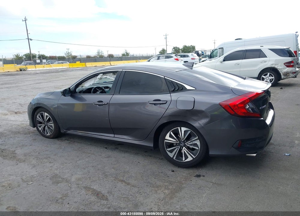 2018 HONDA CIVIC VIN: JHMFC1F7XJX016399