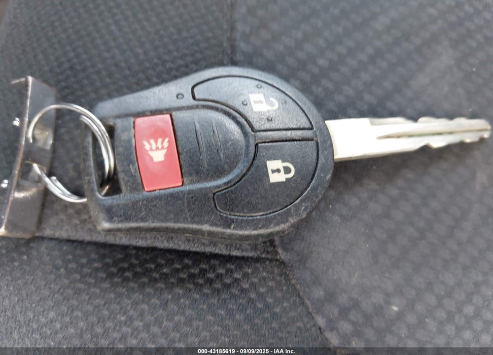2014 NISSAN ROGUE VIN: JN8AS5MV1EW718859