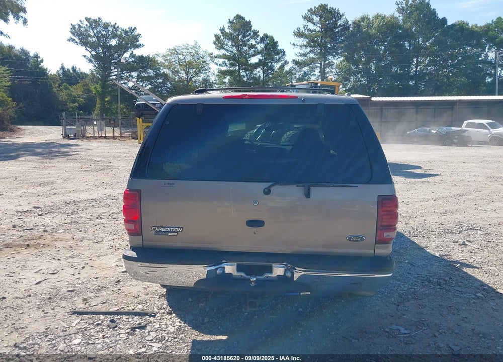 2002 FORD EXPEDITION XLT VIN: 1FMRU15W62LA40403