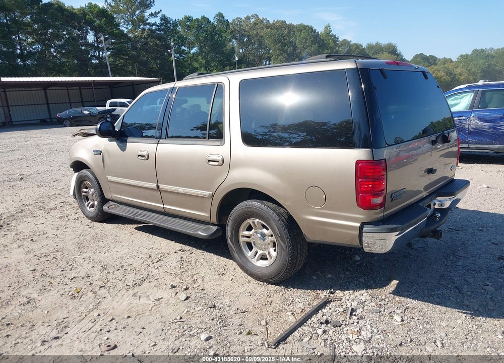 2002 FORD EXPEDITION XLT VIN: 1FMRU15W62LA40403