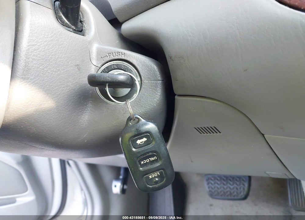 2003 TOYOTA CAMRY XLE VIN: 4T1BE30K93U222624