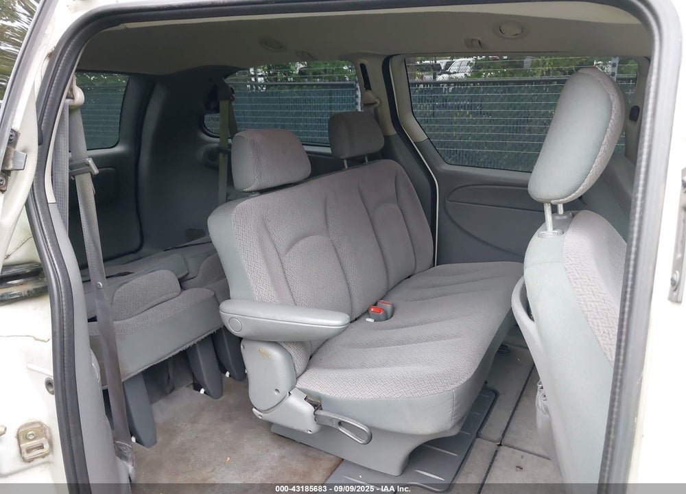 2007 DODGE GRAND CARAVAN SE VIN: 1D4GP24R57B138181