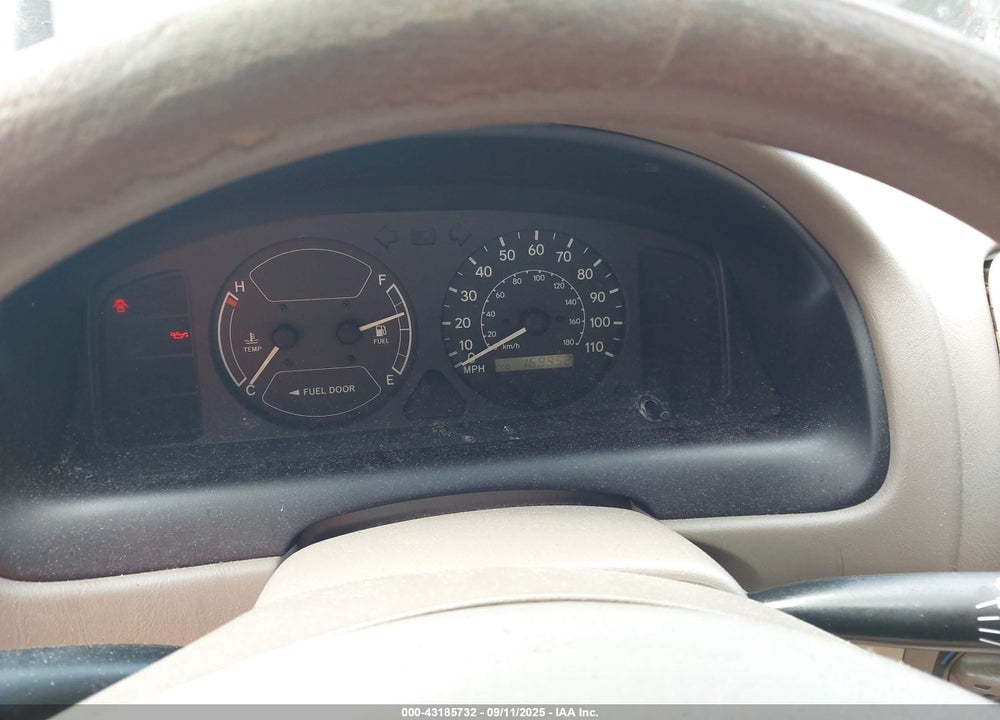 2001 TOYOTA COROLLA CE VIN: 2T1BR12E21C388319