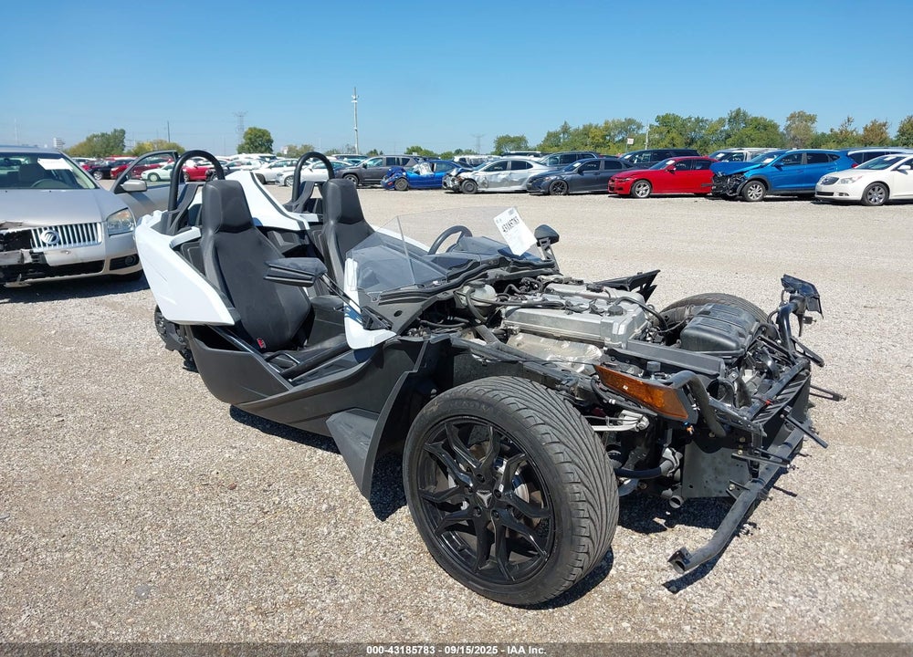 2024 POLARIS SLINGSHOT S WITH TECHNOLOGY PACKAGE VIN: 57XAATHD9R8162015
