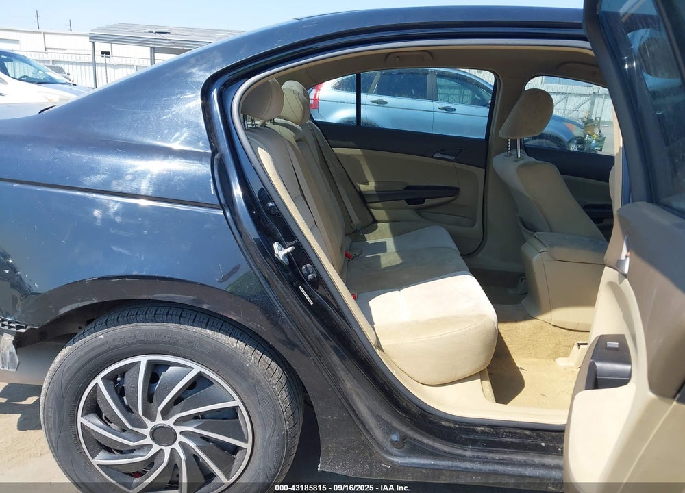 2008 HONDA ACCORD 2.4 LX VIN: JHMCP26338C076018