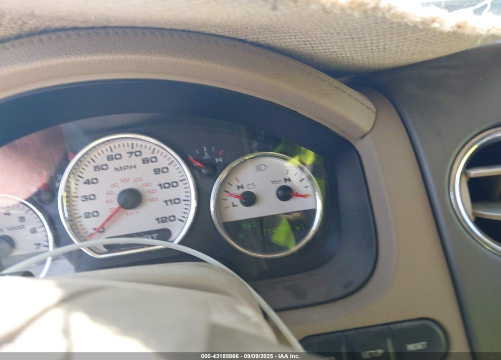 2008 FORD F-150 VIN: 1FTPW14VX8FA92154