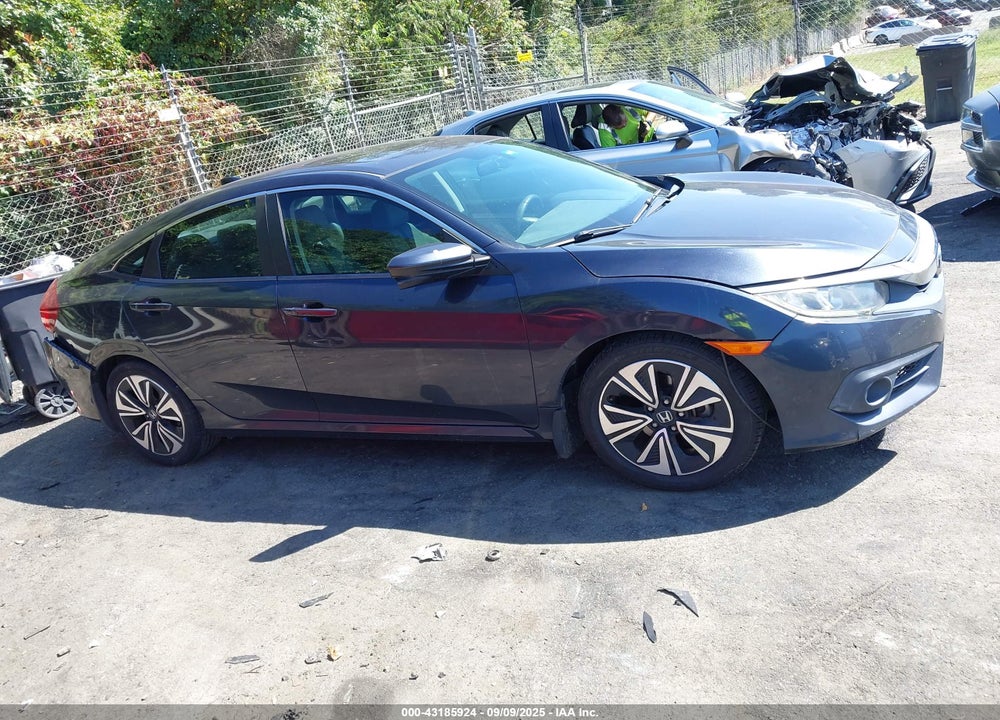 2016 HONDA CIVIC VIN: 19XFC1F38GE026288