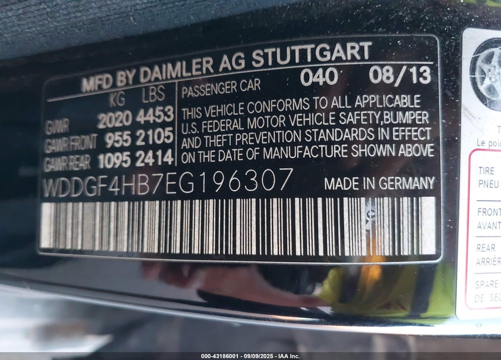 2014 MERCEDES-BENZ C CLASS VIN: WDDGF4HB7EG196307