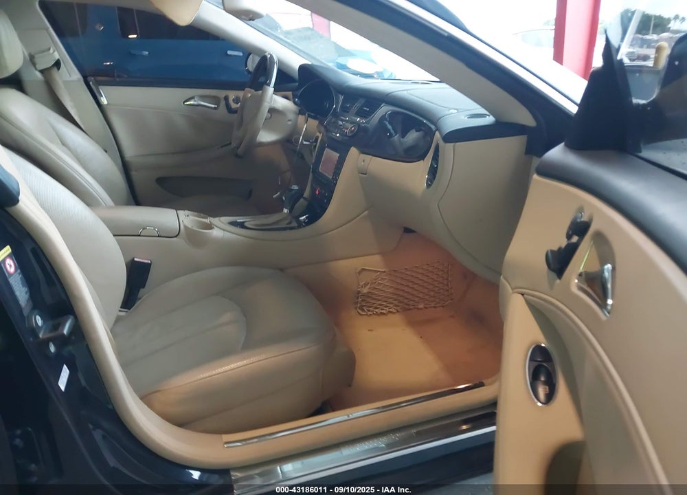 2007 MERCEDES-BENZ CLS 550 VIN: WDDDJ72X87A110600