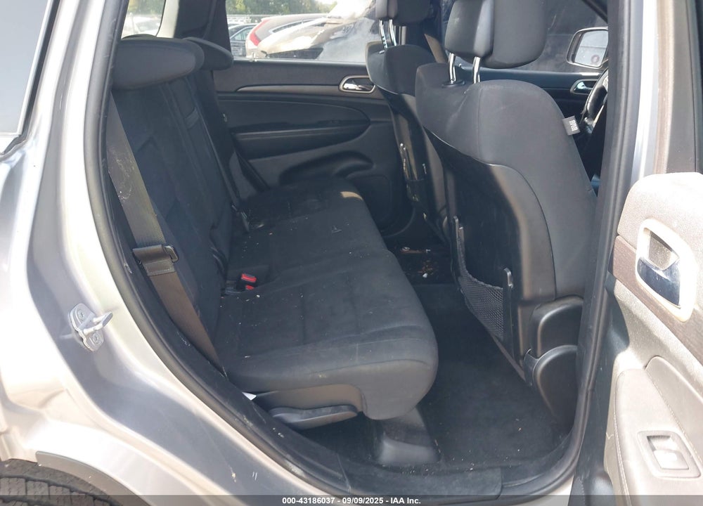 2014 JEEP GRAND CHEROKEE LAREDO VIN: 1C4RJFAG6EC262677