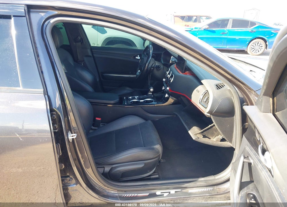 2022 KIA STINGER VIN: KNAE35LD9N6113729