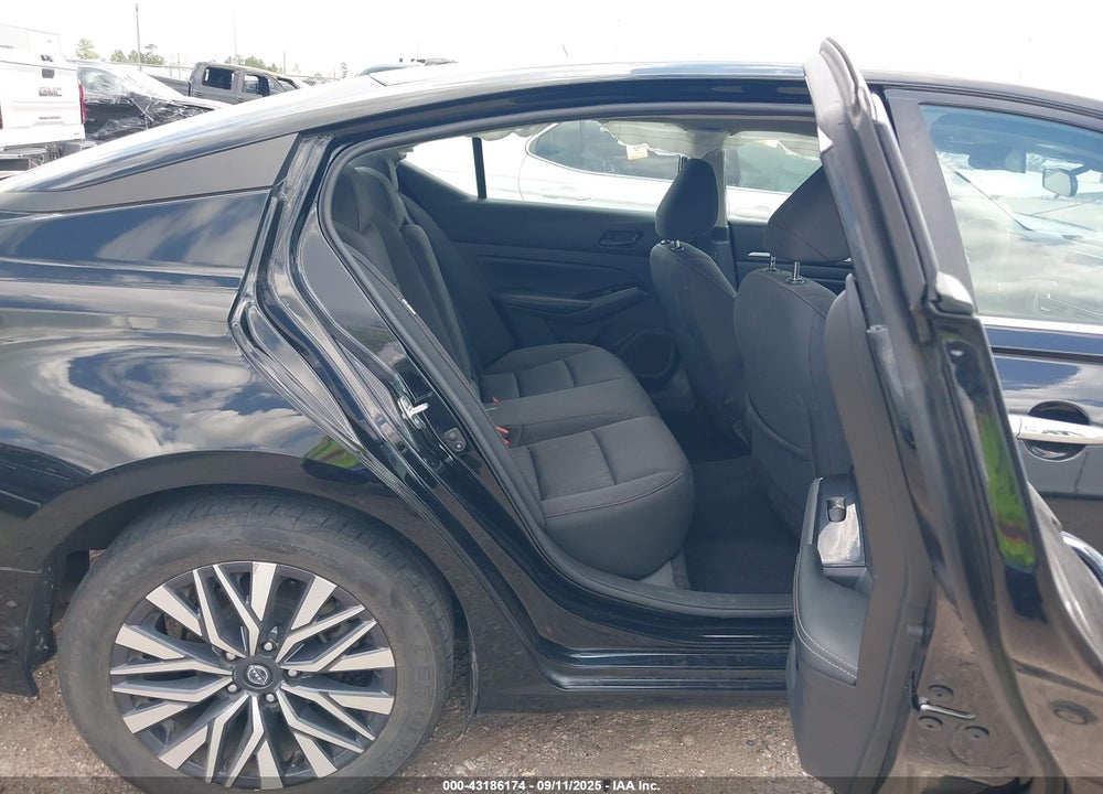 2023 NISSAN ALTIMA SV FWD VIN: 1N4BL4DV4PN394473
