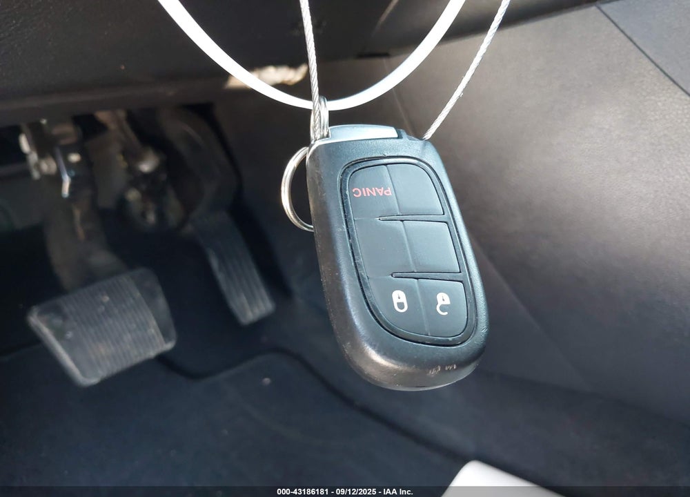 2019 JEEP CHEROKEE VIN: 1C4PJLLB1KD278606