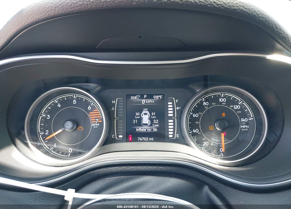 2019 JEEP CHEROKEE VIN: 1C4PJLLB1KD278606