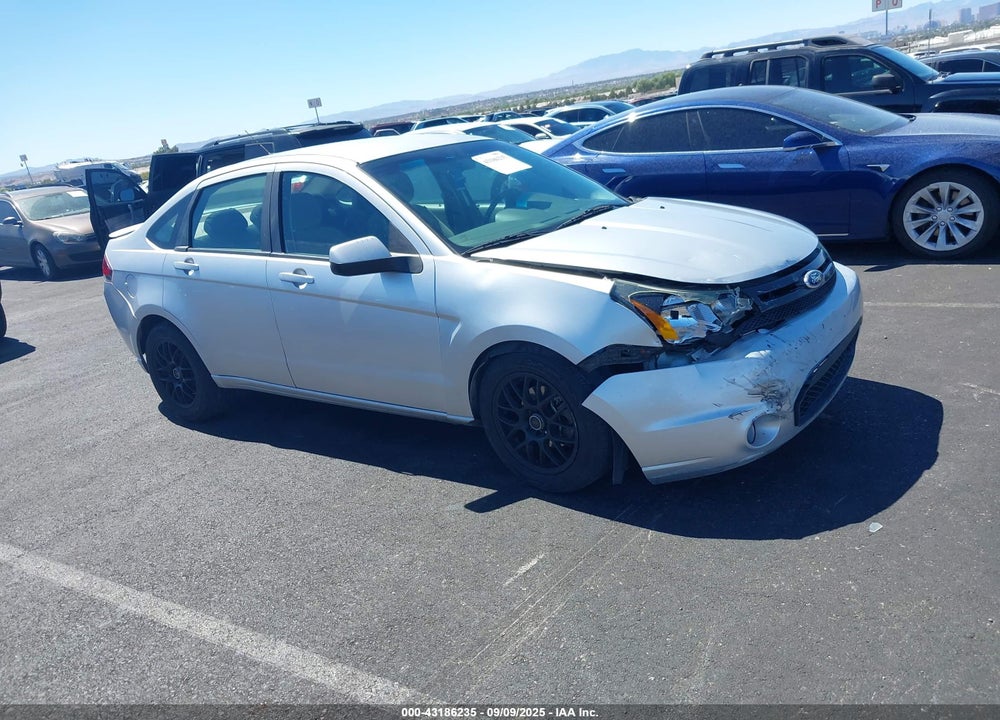 2011 FORD FOCUS SES VIN: 1FAHP3GN0BW134904